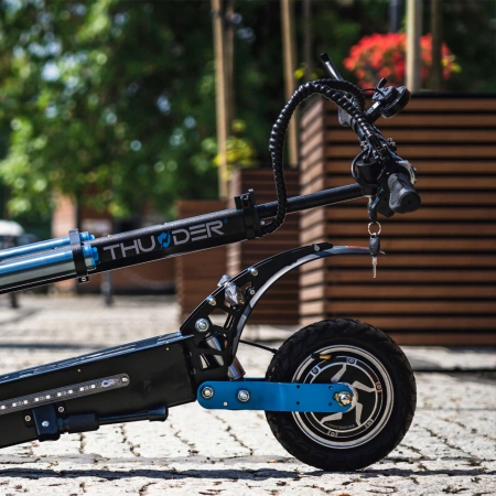 Trotinetă electrică THUNDER SPARK 1600W