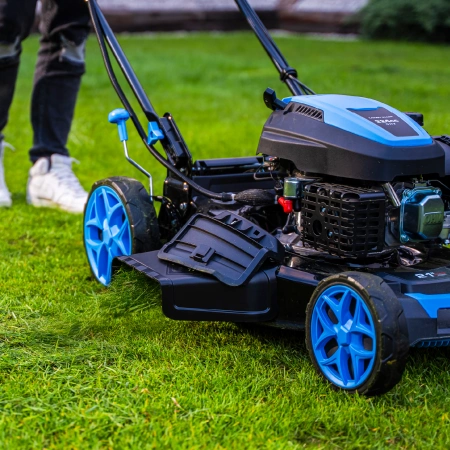 Mașină de tuns iarba pe benzină Hexwelt HW-KS-224 53cm 4,4kW cu autopropulsie